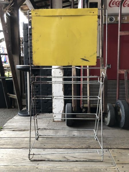 画像3: Vintage WYNN'S FRICTION PROOFING Oil Store Display Sign Rack (M264)  (3)