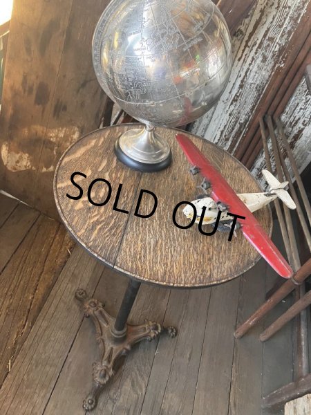 画像18: Antique 3 Legged Cast Iron Ornamental Pub Cafe Saloon Table (M288)  (18)