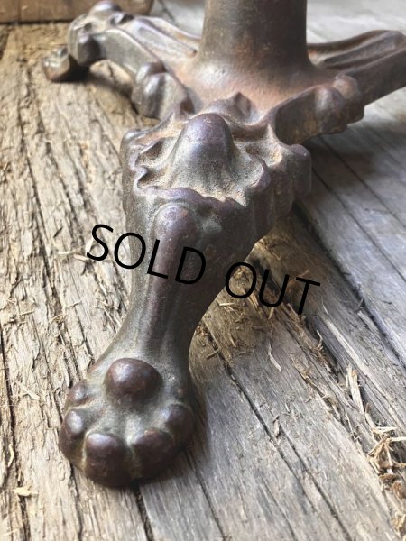 画像11: Antique 3 Legged Cast Iron Ornamental Pub Cafe Saloon Table (M288)  (11)