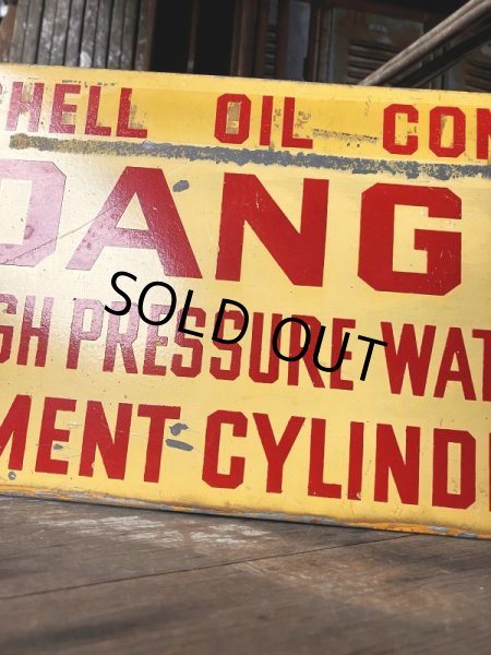 画像6: RARE!! Vintage ORIGINAL Shell Oil Company DANGER Sign (M306)  (6)
