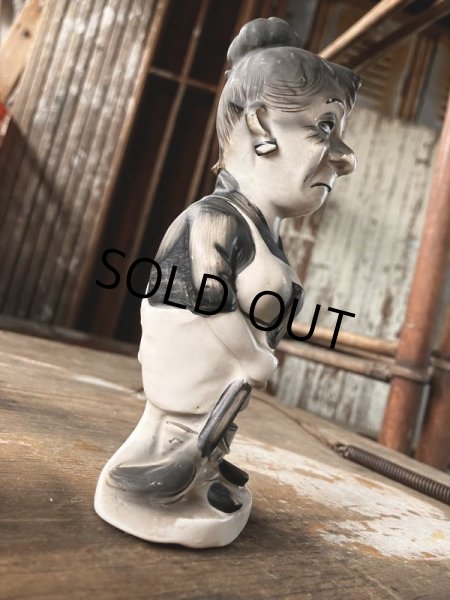 画像2: 50s Vintage KWITCHERBELYAKEN JAPAN Weird People Ceramic Statue (M314)  (2)