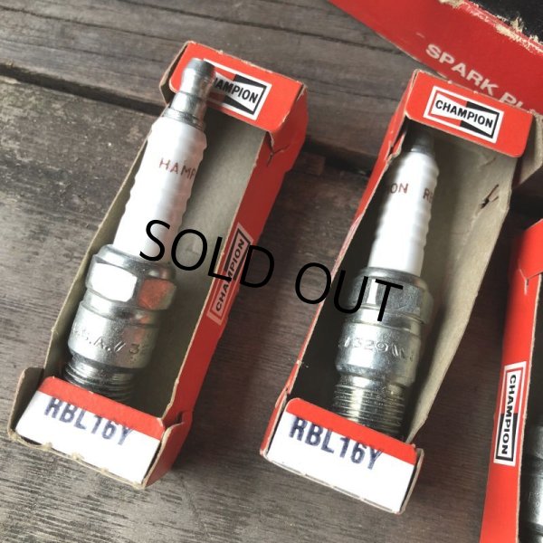 画像9: Vintage CHAMPION Spark Plug RBL16Y Junk Set (M353)  (9)