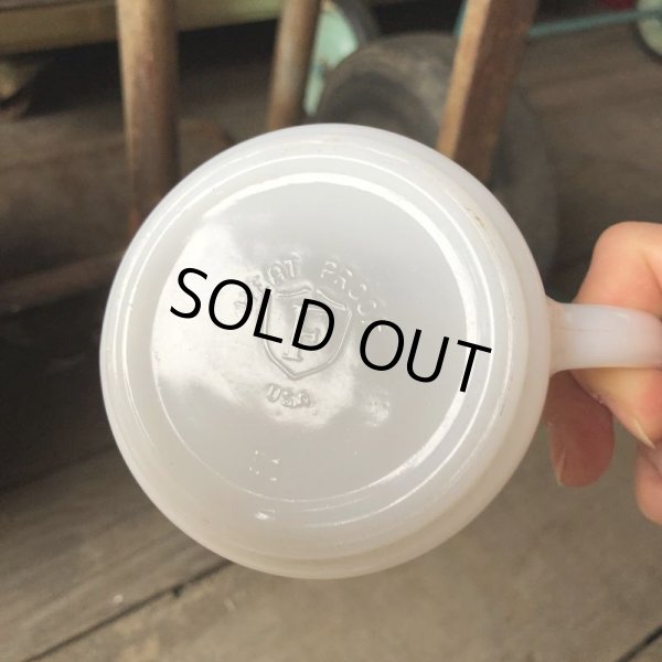 画像9: 70s Vintage Federal Milk Glass Mug TEXACO (M351)  (9)