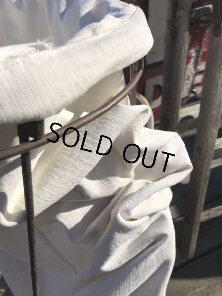 画像9: Vintage Laundry Wire Hamper Canvas Duffel Bag (M366)  (9)