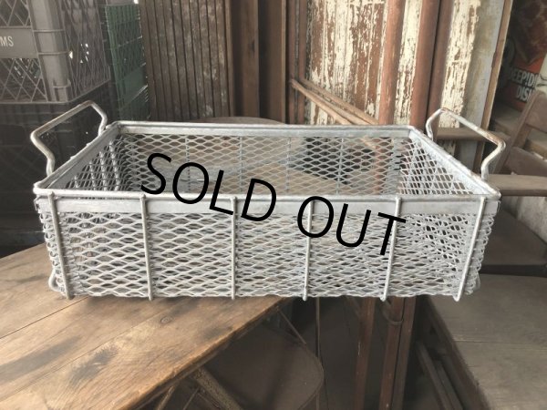 画像2: Vintage Industrial 2 Handles Metal Wire Mesh Basket (M440) (2)