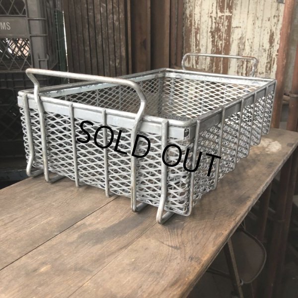 画像4: Vintage Industrial 2 Handles Metal Wire Mesh Basket (M440) (4)