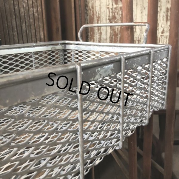 画像10: Vintage Industrial 2 Handles Metal Wire Mesh Basket (M440) (10)