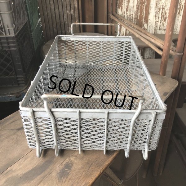 画像5: Vintage Industrial 2 Handles Metal Wire Mesh Basket (M440) (5)
