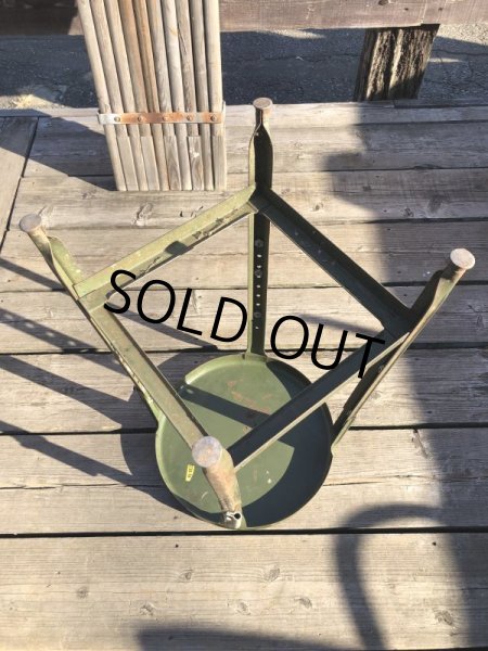 画像10: Vintage Industrial Iron Stool (M457) (10)