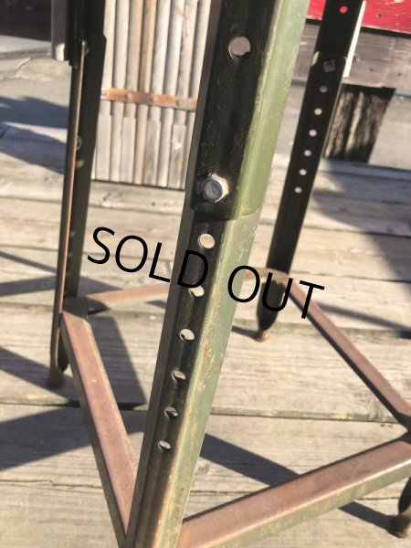 画像7: Vintage Industrial Iron Stool (M457) (7)