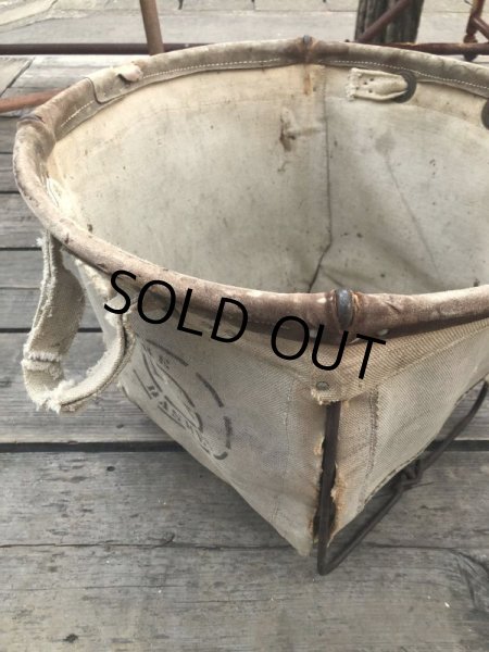 画像3: Vintage Industrial Laundry Canvas Basket (M463) (3)
