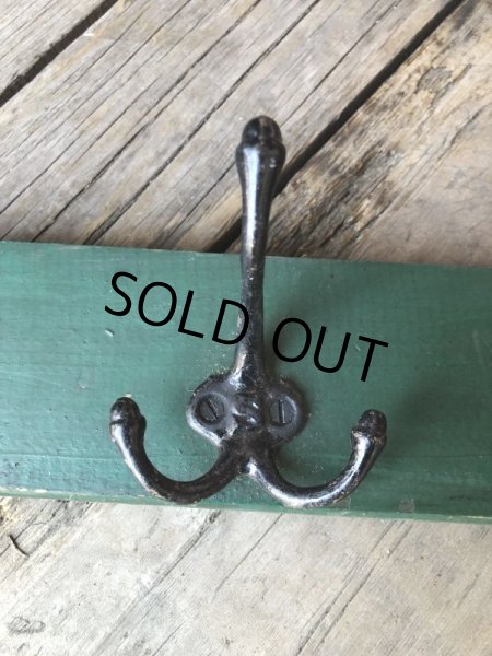 画像10: Antique U.S.A . 5 Iron Hooks Rack Wooden Wall Mounted Coat Hanger (M463) (10)