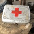 画像15: Vintage Hungary ll.SZ.MENTODOBOZ Red Cross First Aid Box (M464) (15)