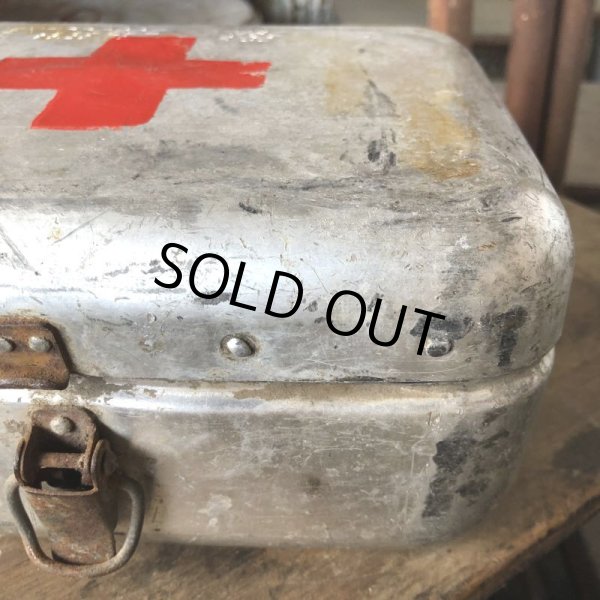 画像12: Vintage Hungary ll.SZ.MENTODOBOZ Red Cross First Aid Box (M464) (12)