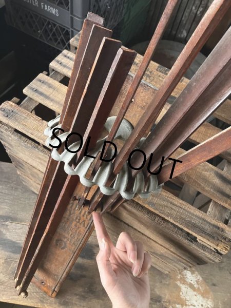 画像2: Primitives Antique Wooden Drying Rack Empire Dry Bar (M490) (2)