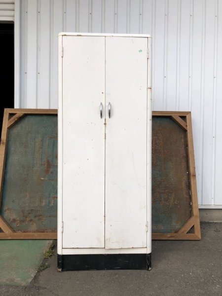 画像1: Vintage USA Industrial Steel Locker Cabinet (M496) (1)