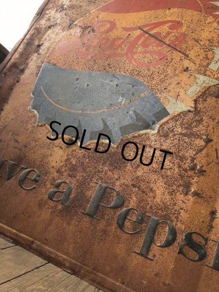 画像7: 50s Vintage Advetising "Have a Pepsi" Store Display Embossed Metal Sign (M497) (7)