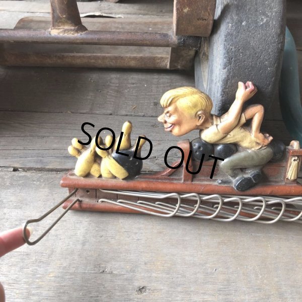 画像4: 50s Vintage Bowling Tie Belt Holder Wall Rack (M591) (4)