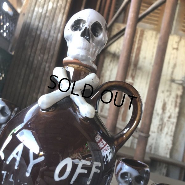 画像6: 50s Vintage SKULL " LAY OFF " Poison Decanter Bottle w/Shot Glass (B618) (6)