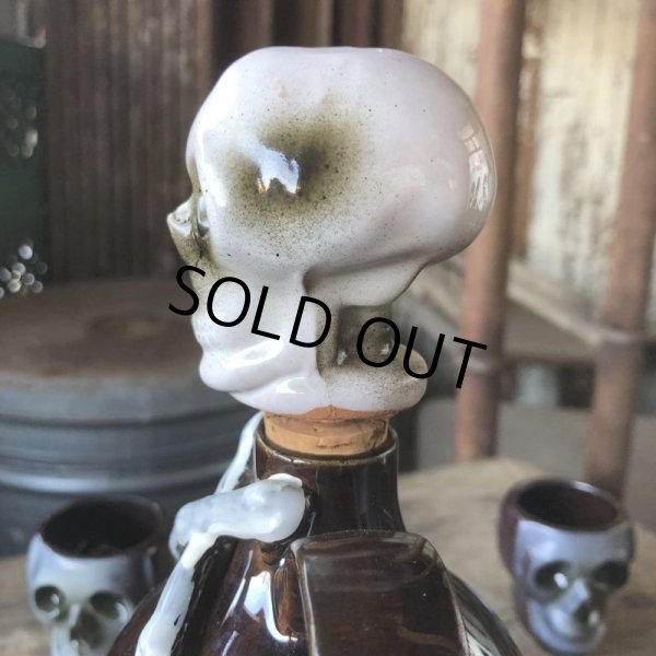 画像25: 50s Vintage SKULL " LAY OFF " Poison Decanter Bottle w/Shot Glass (B619) (25)