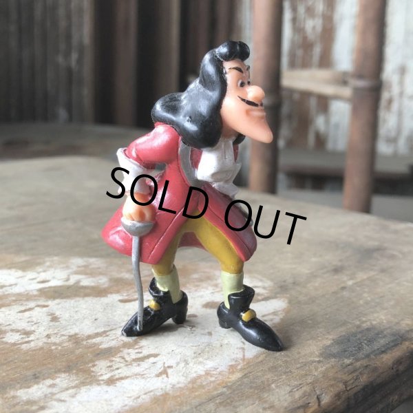 画像1: Vintage Disney Peter Pan Captain Hook PVC (M630)  (1)
