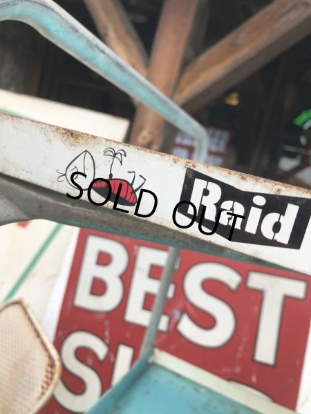 画像2: 【店舗引き取り限定】 Vintage Advertising JOHNSON & SON Raid Store Display Shelf Metal Rack (M641) (2)