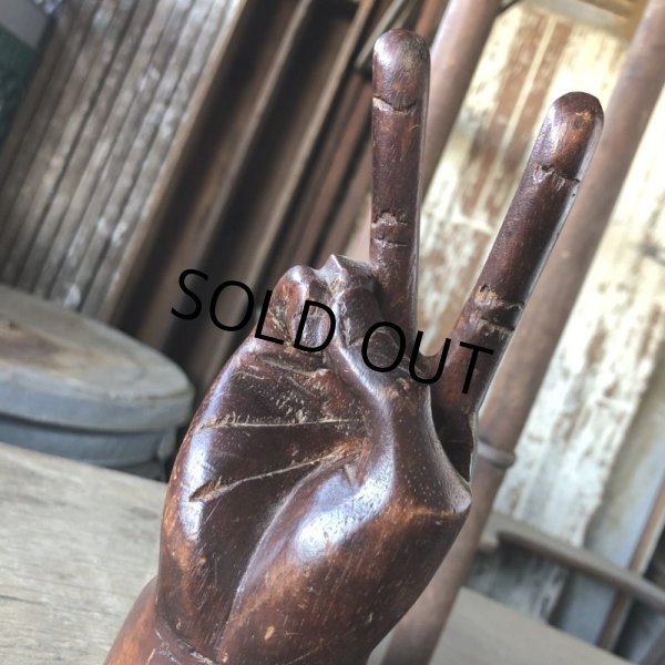 画像8: 70s Vintage Wooden Hand Peace Sign Ornament (M646) (8)