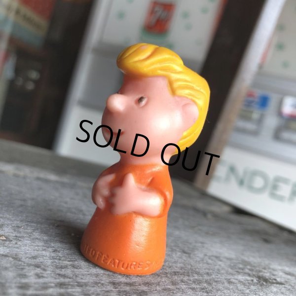画像4: 70s Vintage Snoopy Vinyl Finger Schroder (M651) (4)