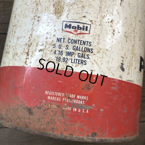 画像9: Vintage Mobil 5GL Motor Gas/Oil Can (M684)  (9)