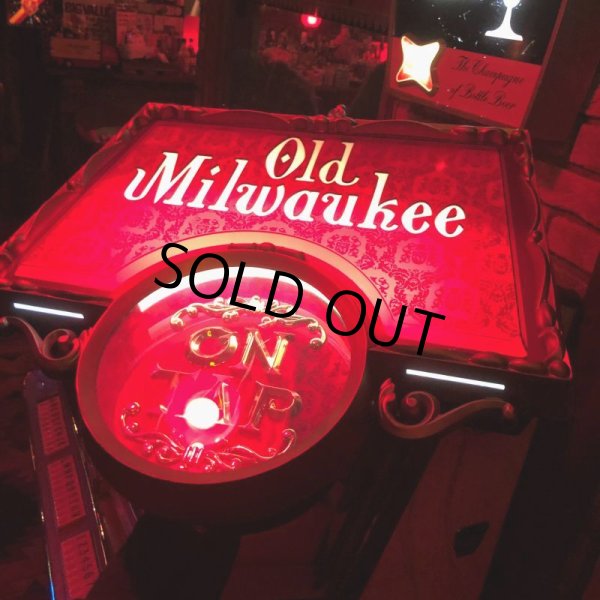 画像2: Vintage Old Milwaukee Beer BAR Lighted Display Sign (M692) (2)