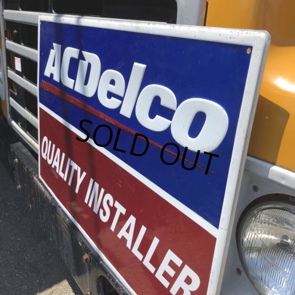 画像2: Vintage AC DELCO QUALITY INSTALLER Embossed Sign (M690) (2)