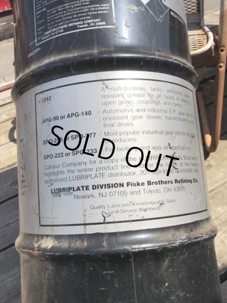 画像10: Vintage Fiske Brothers Refining Co. LUBRIPLATE 16 Gal Drum Barrel Oil Can A (M698) (10)