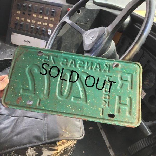 画像3: 70s Vintage American License Number Plate / KANSAS 2072 (M717) (3)