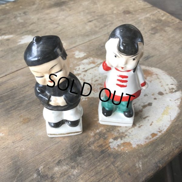画像2: Vintage Salt and Pepper Shakers (M741)  (2)