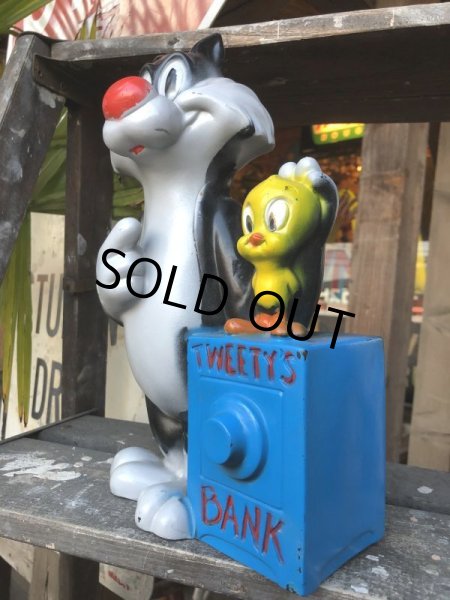 画像2: 70s Vintage Tweety & Sylvester Big Bank (M844) (2)