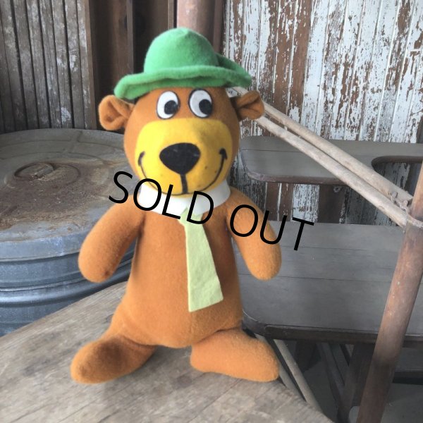 画像2: 80s Vintage Hanna Barbara Yogi Bear Plush Doll (M867) (2)