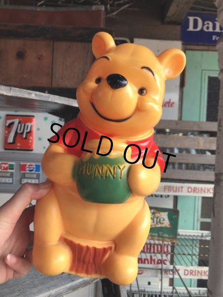 画像8: 70s Vintage Disney  Winnie the Pooh Plastic Coin Bank Doll (M873) (8)