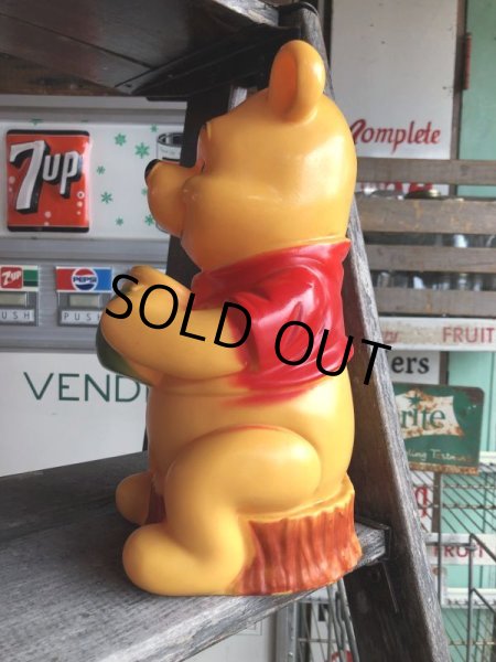 画像4: 70s Vintage Disney  Winnie the Pooh Plastic Coin Bank Doll (M873) (4)