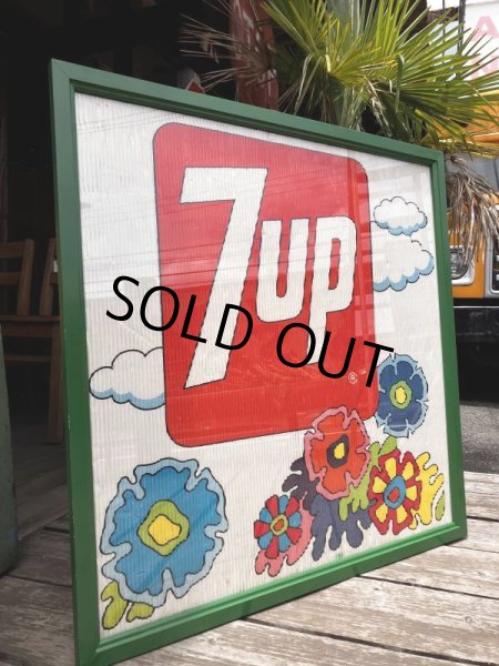 画像2: Vintage 7UP Soda Peter Max Floral Cardboard Store Sign RARE!!! (M806) (2)