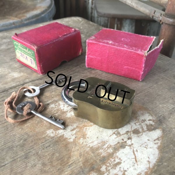 画像16: Antique Brass Handcrafted Solid THUNDER Brand 8 Levers Padlock (B873) (16)