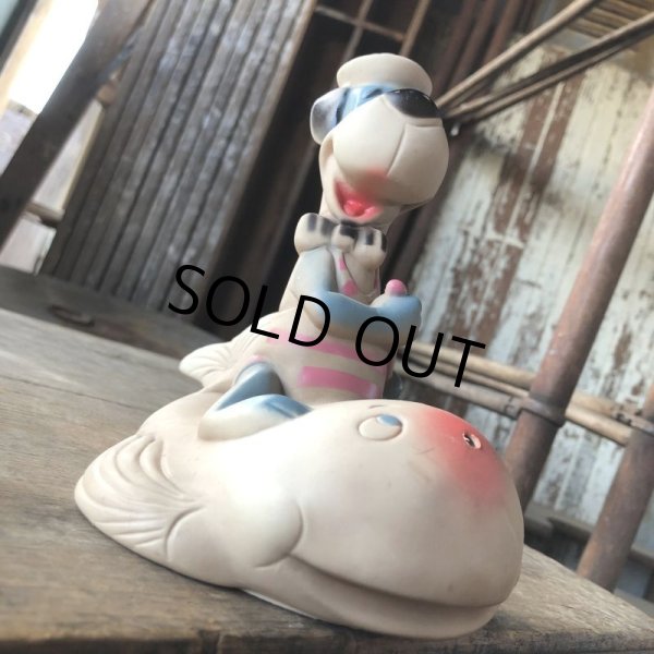 画像6: 60s DELL HANNA- BARBERA Huckleberry Hound on Whale Rubber Squeaky Toy (M895) (6)