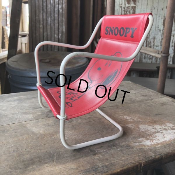 画像2: 70s Vintage Snoopy Sling Lounge Lawn Doll Chair Red (M898) (2)