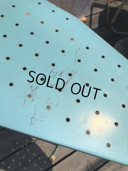画像10: Vintage Metal Ironing Board Table (C078) (10)