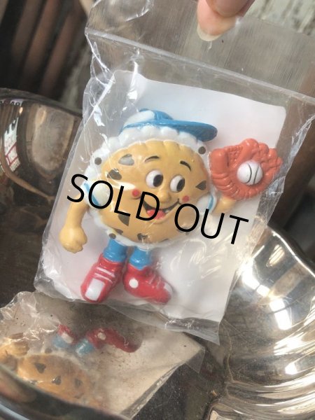 画像4: Vintage IHOP Pancake Kids Meal Toy Chocolate Chip Charlie PVC MIP (M970) (4)