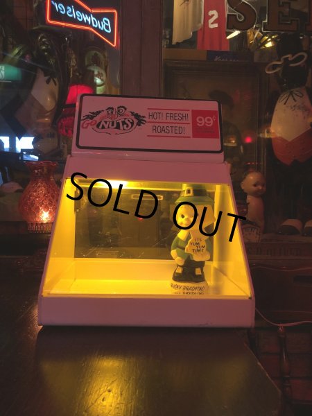 画像22: Vintage Advertising GO NUTS Countertop Dispenser Lighted Display Case (M980) (22)