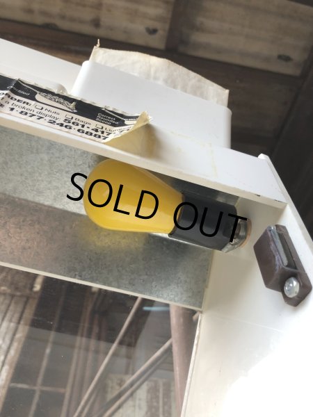 画像11: Vintage Advertising GO NUTS Countertop Dispenser Lighted Display Case (M980) (11)