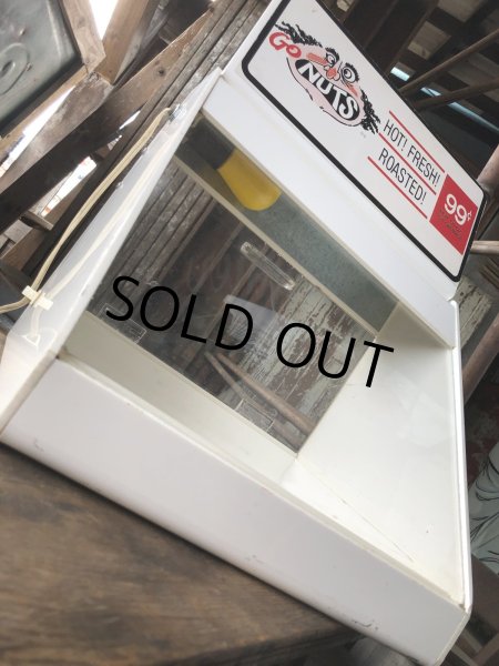 画像13: Vintage Advertising GO NUTS Countertop Dispenser Lighted Display Case (M980) (13)