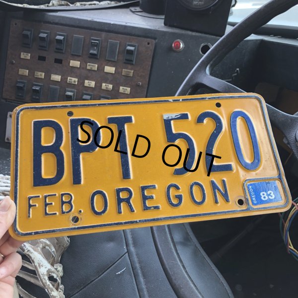 画像1: 80s Vintage American License Number Plate / OREGON BPT 520 (M856) (1)