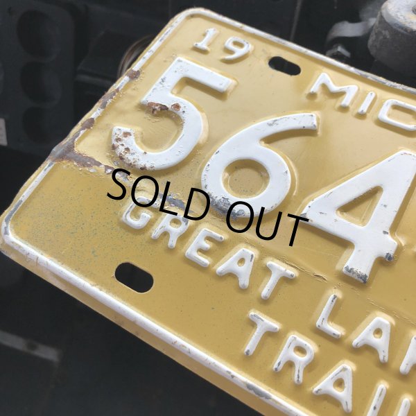 画像2: 70s Vintage American License Number Plate / MICHIGAN 564-063 (M874) (2)