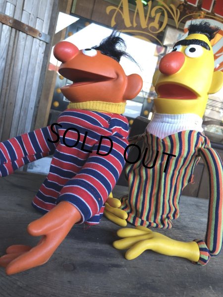 画像11: 70s Vintage Sesame Street Ernie and Bart Hand Puppet Set (R001)  (11)